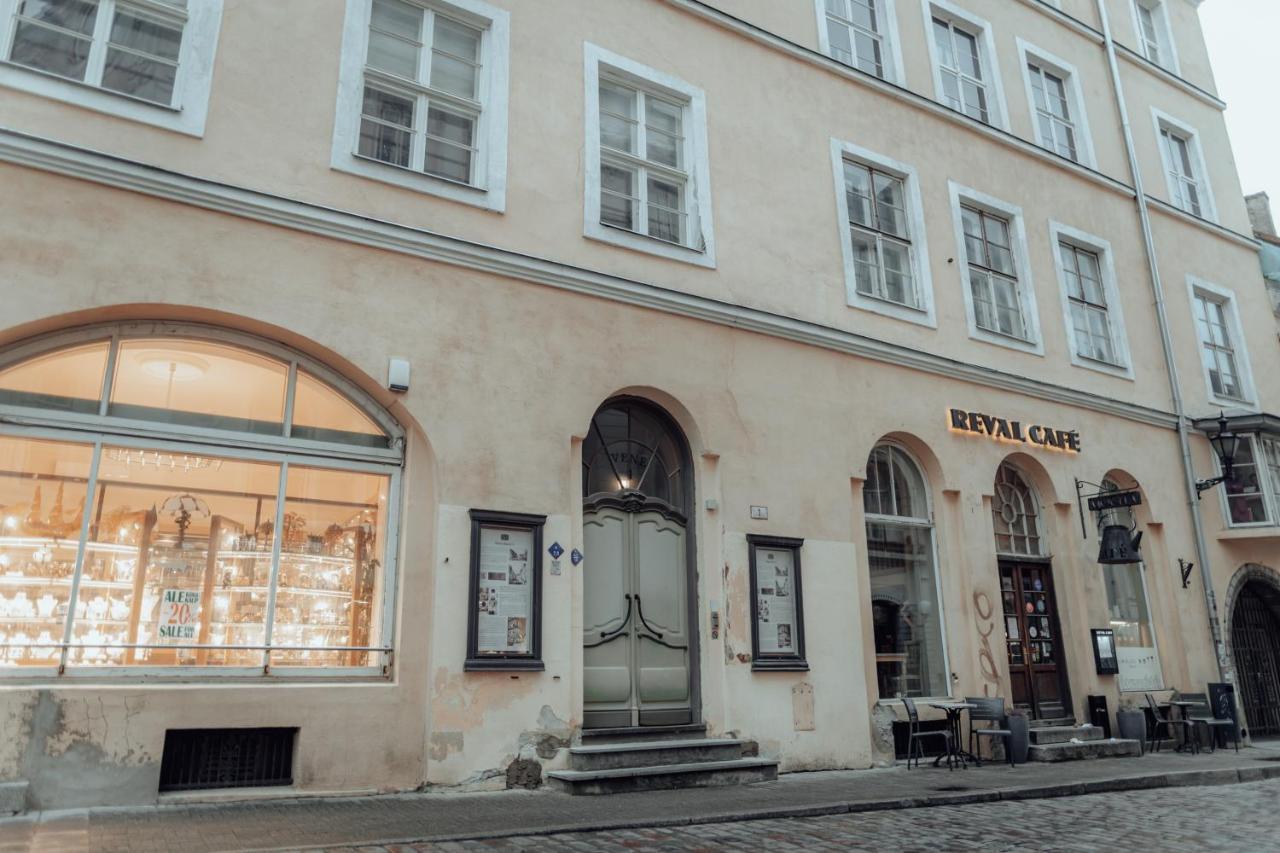 Dream Stay - Spacious 1-Bedroom Apartment In The Old Town Tallinn Exterior foto