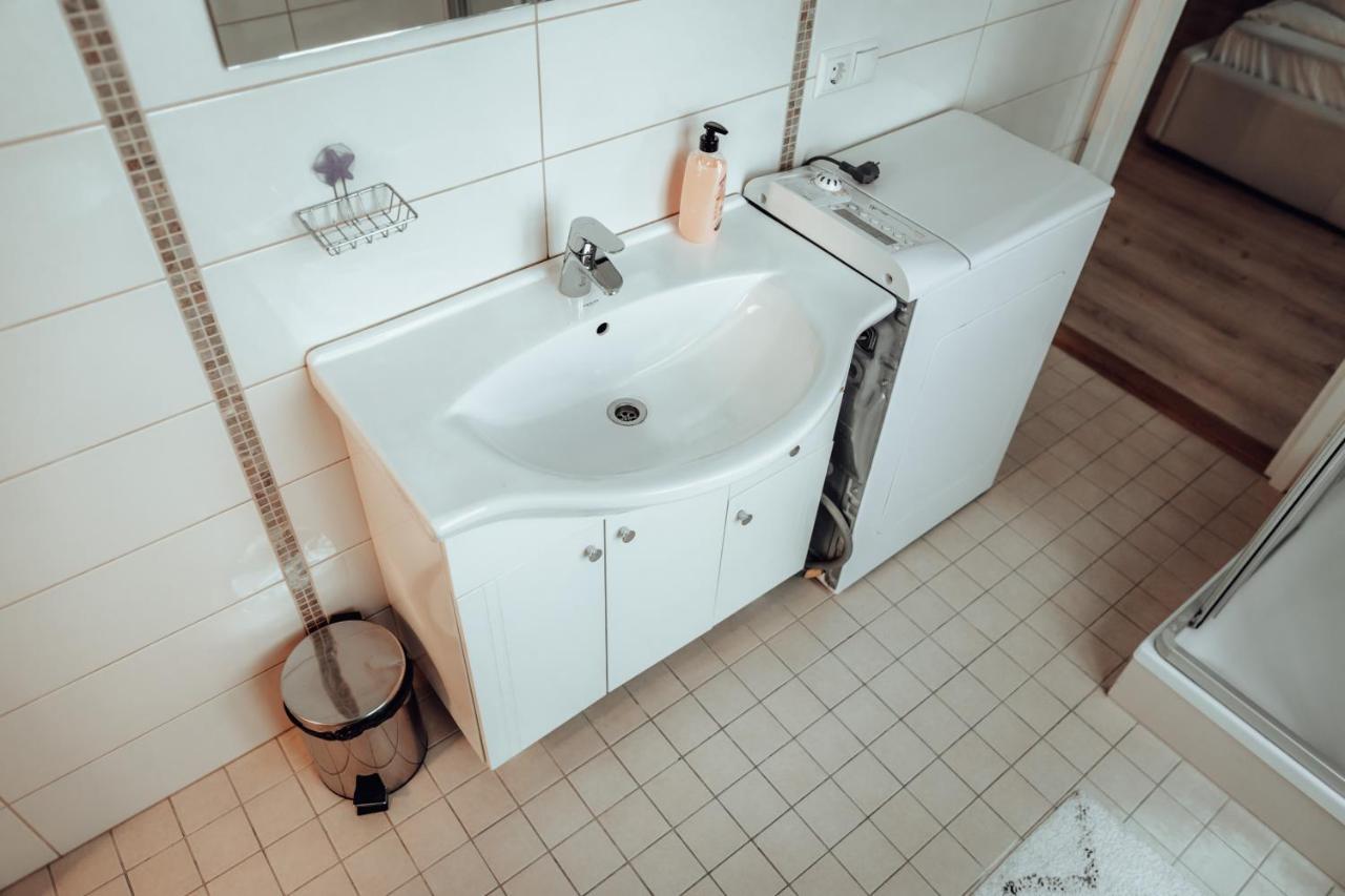 Dream Stay - Spacious 1-Bedroom Apartment In The Old Town Tallinn Exterior foto